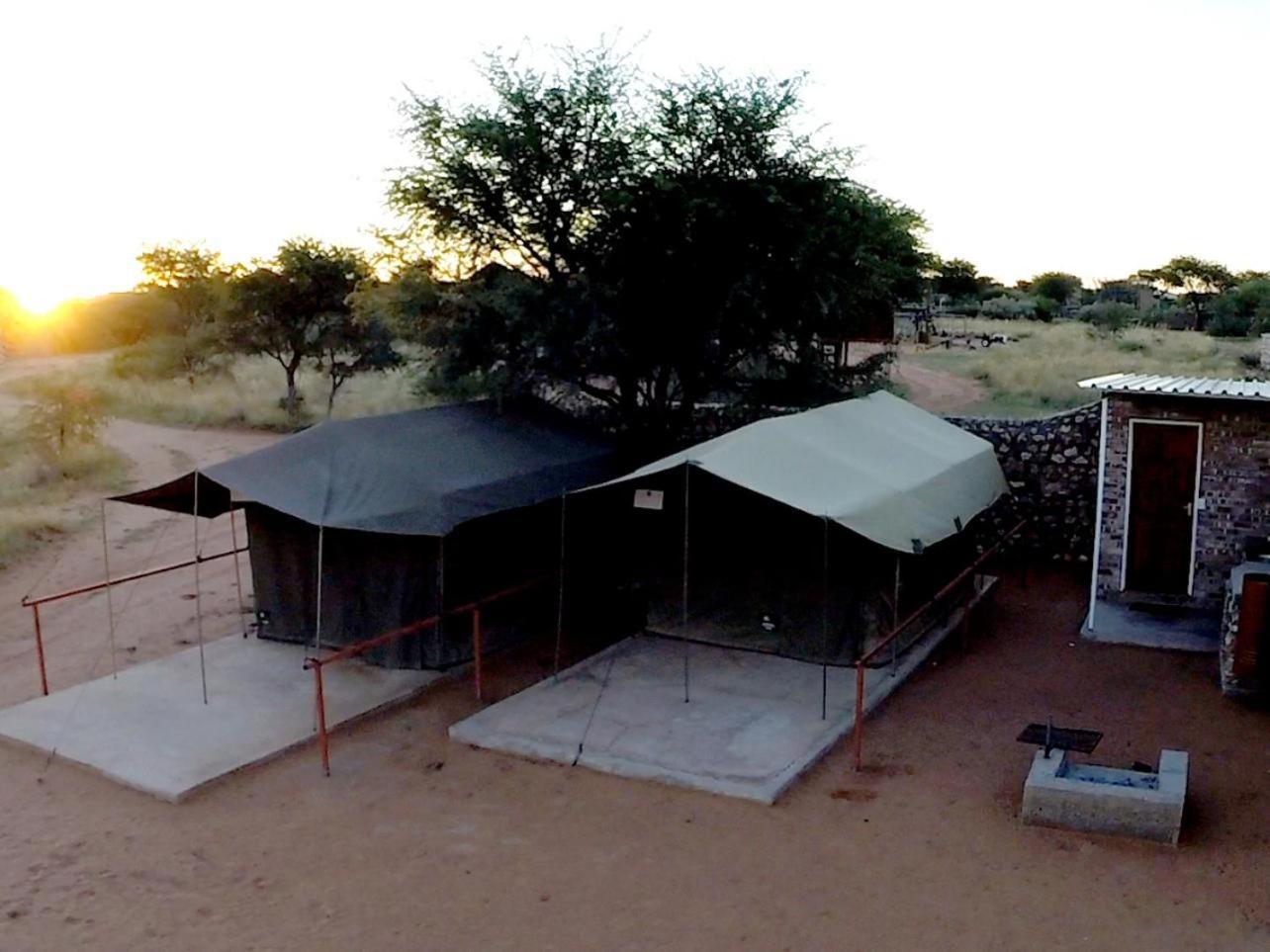 West Nest Lodge Gobabis Δωμάτιο φωτογραφία